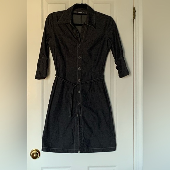 Mexx Dresses & Skirts - Mexx denim fitted shirt dress. Size 2